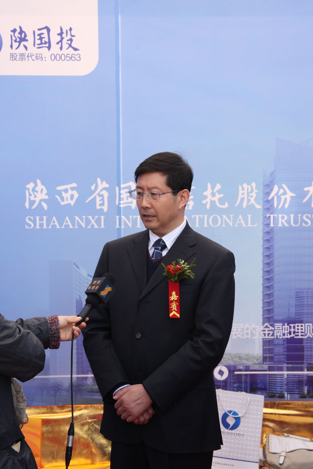 董事長薛季民接受新聞媒體采訪